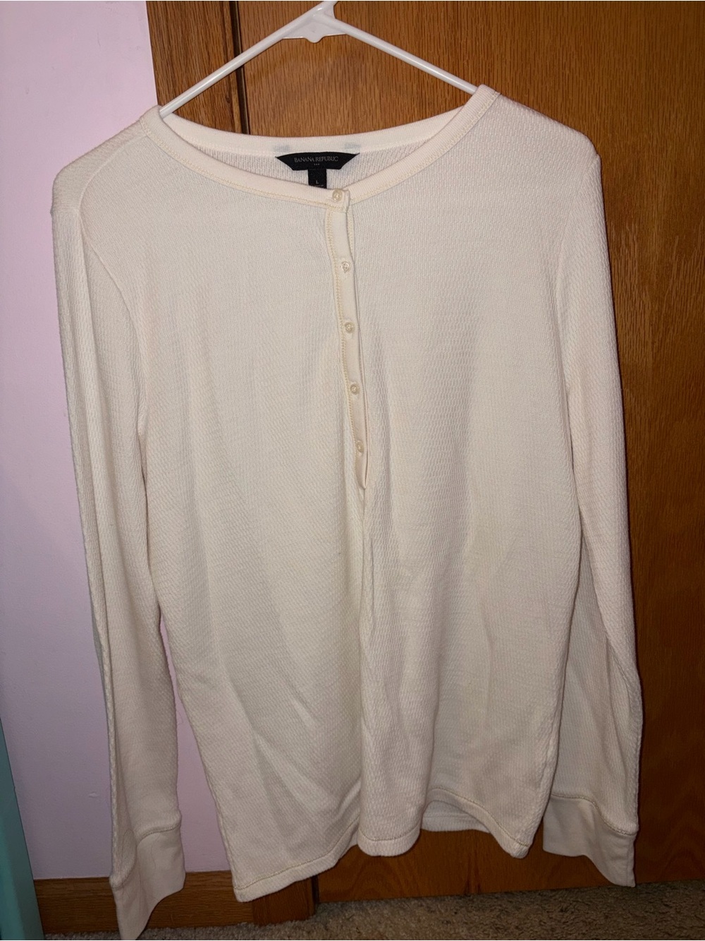 Banana Republic Cream Waffle Knit Long Sleeve Henley Top - Size L